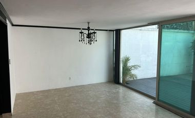 CASA EN VENTA A 5 MIN DE SATÉLITE RECIÉN REMODELADA