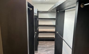 CASA EN VENTA A 5 MIN DE SATÉLITE RECIÉN REMODELADA