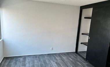 CASA EN VENTA A 5 MIN DE SATÉLITE RECIÉN REMODELADA