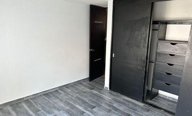 CASA EN VENTA A 5 MIN DE SATÉLITE RECIÉN REMODELADA