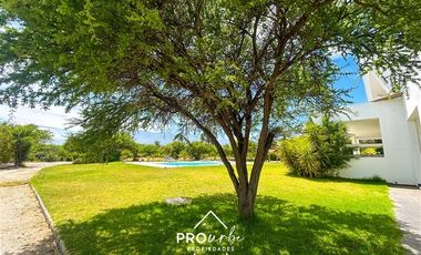 Casa en Venta en Condominio Valle del Principal