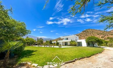 Casa en Venta en Condominio Valle del Principal