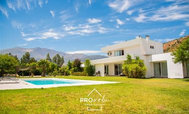 Casa en Venta en Condominio Valle del Principal