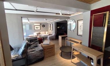 Local Comercial en Arriendo en Alonso de Cordova / Nueva Costanera