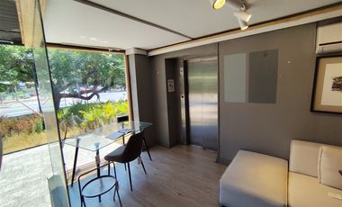 Local Comercial en Arriendo en Alonso de Cordova / Nueva Costanera