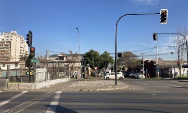 Local Comercial en Venta en Estación Metro Gruta Lourdes