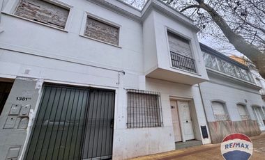 CASA EN VENTA LA PLATA