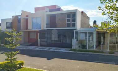 Casa en renta Bosques del Centinela II