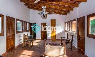 HERMOSA CASA EN VENTA - APTA CREDITO - SAN LORENZO, SALTA