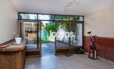 HERMOSA CASA EN VENTA - APTA CREDITO - SAN LORENZO, SALTA