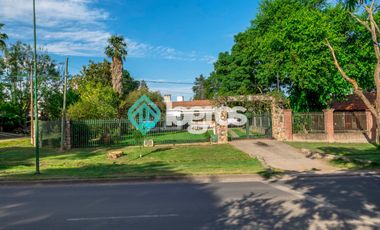 HERMOSA CASA EN VENTA - APTA CREDITO - SAN LORENZO, SALTA