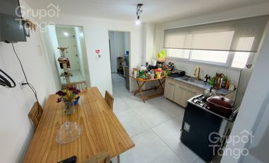 Venta Departamento SEMIPISO Cinco Ambientes Recoleta Balcón Frente APTO CREDITO