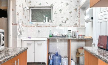 VIÑA VENDE DERECHO DE LLAVES PROPIEDAD COMERCIAL MIRAFLORES