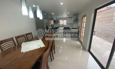 SE ARRIENDA CASA EN SECTOR SUR