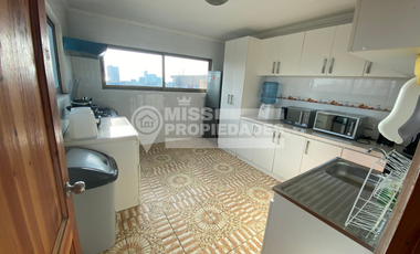 SE ARRIENDA CASA AMOBLADA EN AVENIDA ARGENTINA