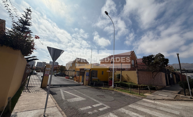 SE VENDE CASA EN CONDOMINIO TRIPOLIS