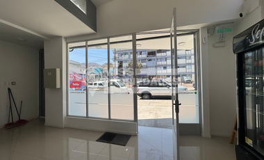 SE ARRIENDA LOCAL COMERCIAL, SECTOR SUR