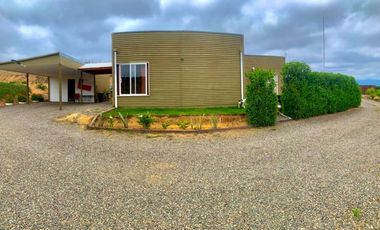 LIMACHE. VENDE CASA EN TERRENO DE 9.000 M2.