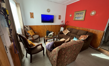 SE VENDE CASA EN CALLE CARACOLES SECTOR CENTRO