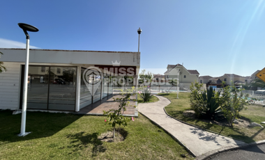 SE VENDE CASA EN CONDOMINIO MIÑIQUES SECTOR COSTA LAGUNA