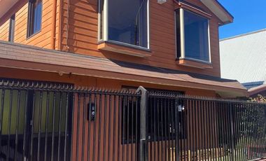 En Venta Hermosa Y Espaciosa Casa De 4 Dorm. En Talcahuano