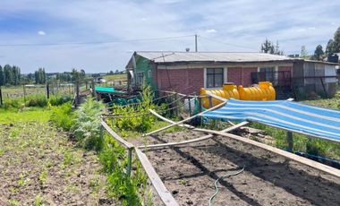 Casa en venta c/ estacionamiento en Yumbel