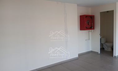 Local Comercial en arriendo ubicado en Valle Lo Campino