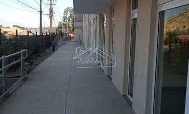 Local Comercial en arriendo ubicado en Valle Lo Campino