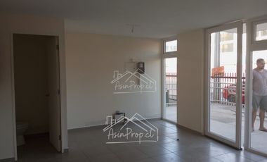 Local Comercial en arriendo ubicado en Valle Lo Campino