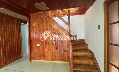 Arriendo casa 3 dormitorios con estacionamiento en Estadio Germán Becker, Temuco