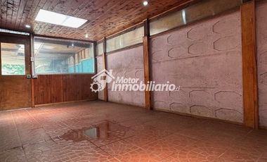 Arriendo casa 3 dormitorios con estacionamiento en Estadio Germán Becker, Temuco