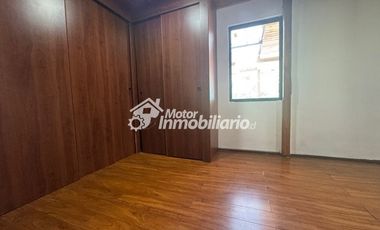 Arriendo casa 3 dormitorios con estacionamiento en Estadio Germán Becker, Temuco