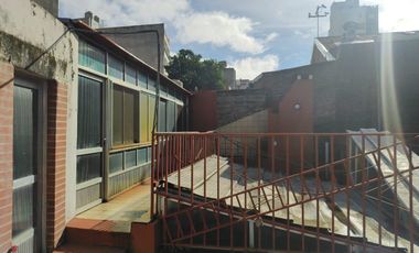 VENTA TERRENO CON 4 PROPIEDADES INDEPENDIENTES