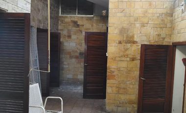 VENTA TERRENO CON 4 PROPIEDADES INDEPENDIENTES