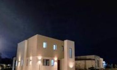 Casa en Santa Elisa, Pilar del este.