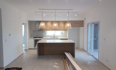 Casa en Santa Elisa, Pilar del este.