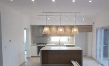 Casa en Santa Elisa, Pilar del este.