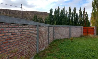 Casa en venta - 3 Dormitorios 1 Baño - Los Antiguos