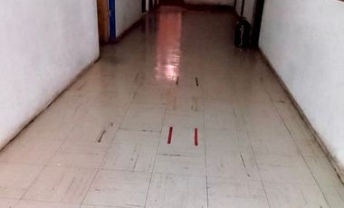 Edificio en zona comercial sobre Ermita Iztapalapa