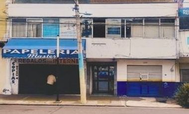 Edificio en zona comercial sobre Ermita Iztapalapa
