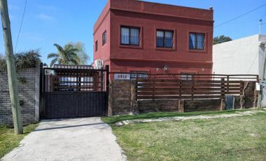 Casa en venta - 3 Dormitorios 2 Baños - Pilar