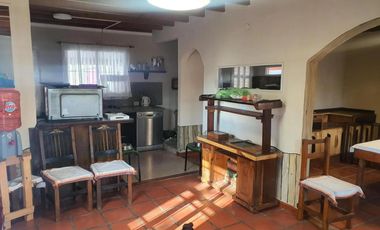 Casa en venta - 3 Dormitorios 2 Baños - Pilar