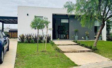 Casa en San Ramon, Pilar del este.