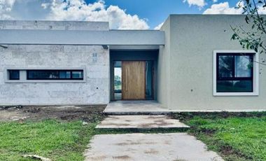 Casa en San Ramon, Pilar del este.