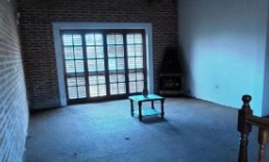 Casa en venta - 4 Dormitorios 2 Baños - Mar del Tuyú