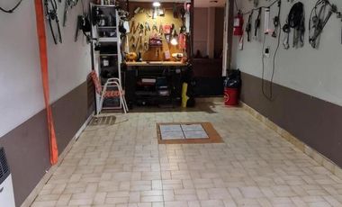 Casa en venta - 3 Dormitorios 3 Baños - Mar del Plata