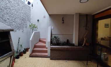 Casa en venta - 3 Dormitorios 3 Baños - Mar del Plata