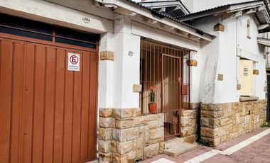 Casa en venta - 3 Dormitorios 3 Baños - Mar del Plata