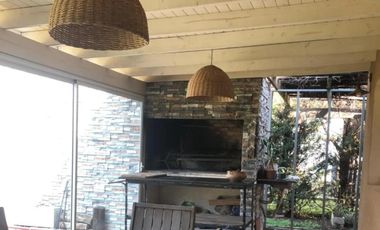 Casa en venta - 2 Dormitorios 2 Baños - Baradero