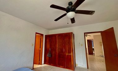 Casa en VENTA en COSTA DE ORO / AMPLIO JARDIN